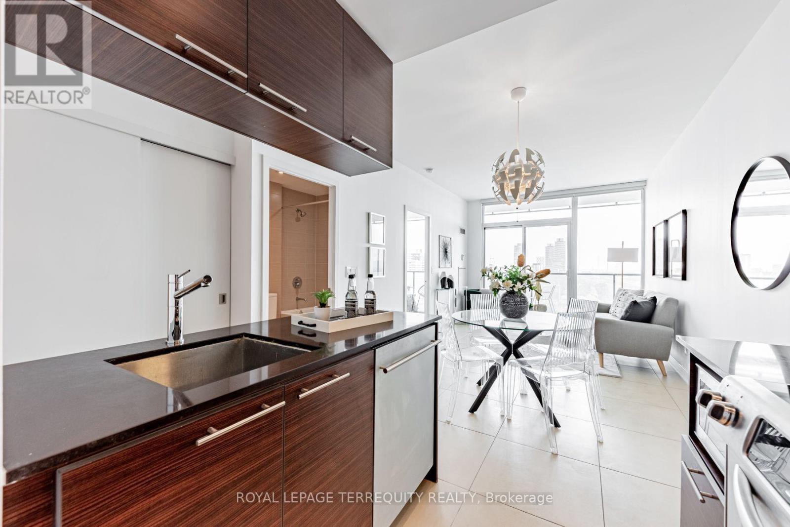 1410 - 1 Market Street, Toronto, Ontario  M5E 0A2 - Photo 6 - C13588006