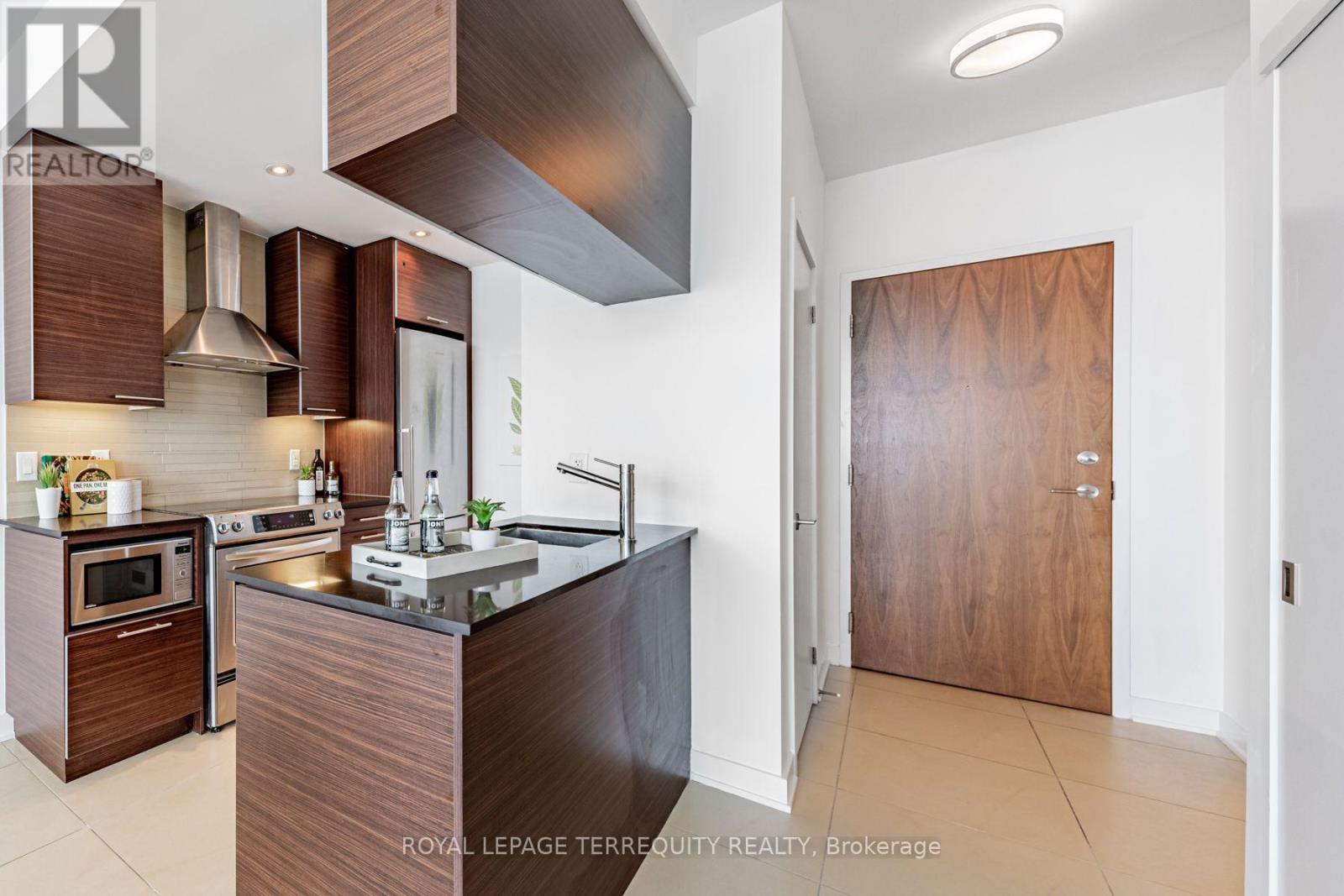 1410 - 1 Market Street, Toronto, Ontario  M5E 0A2 - Photo 9 - C13588006