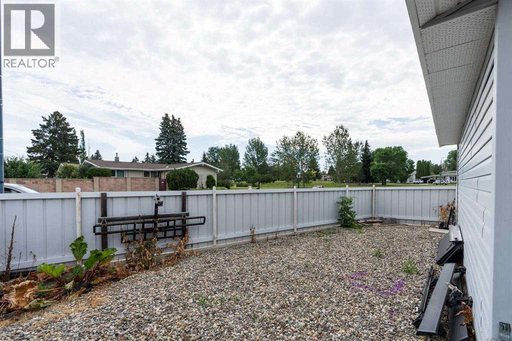 1102 Lakeview Drive S, Lethbridge, Alberta  T1K 3E9 - Photo 23 - A2327988