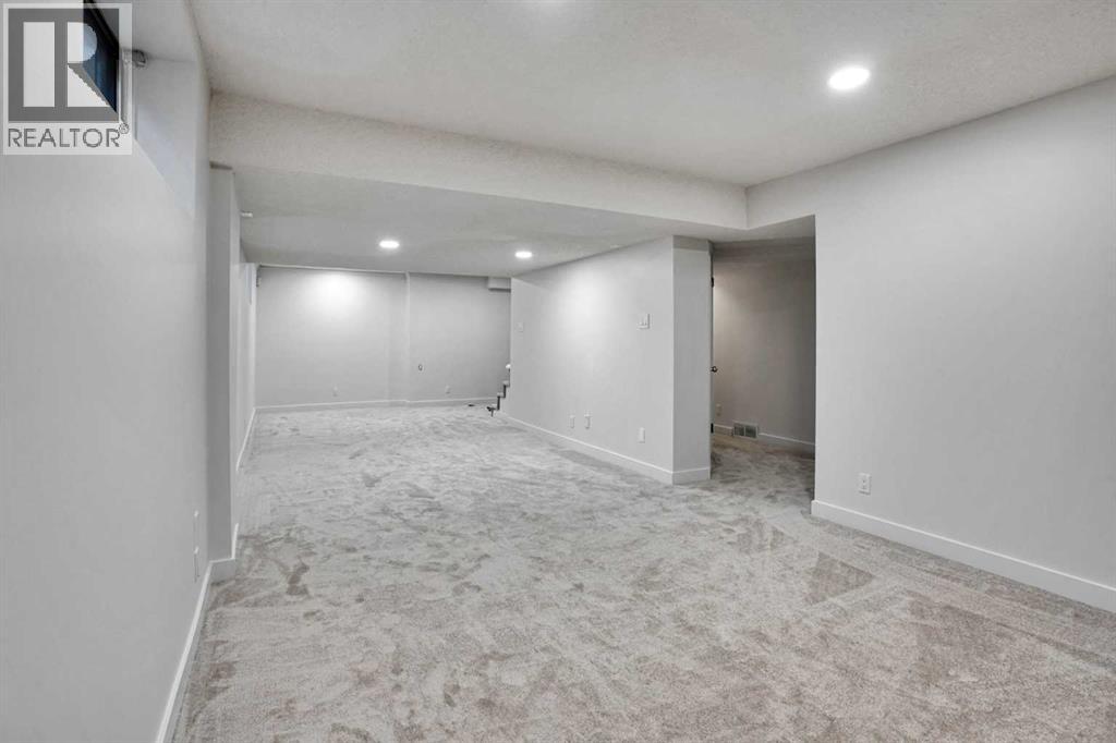 11 Mckenzie Lake View Se, Calgary, Alberta  T2Z 2T6 - Photo 39 - A2330283