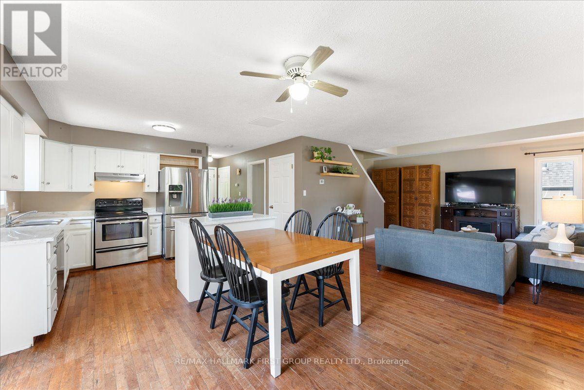 1290 Glenanna Road, Pickering, Ontario  L1V 6R9 - Photo 4 - E13588236