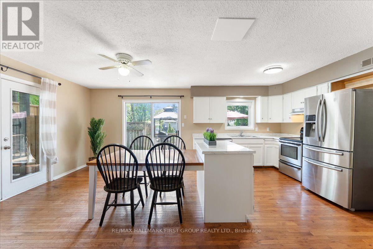 1290 Glenanna Road, Pickering, Ontario  L1V 6R9 - Photo 5 - E13588236