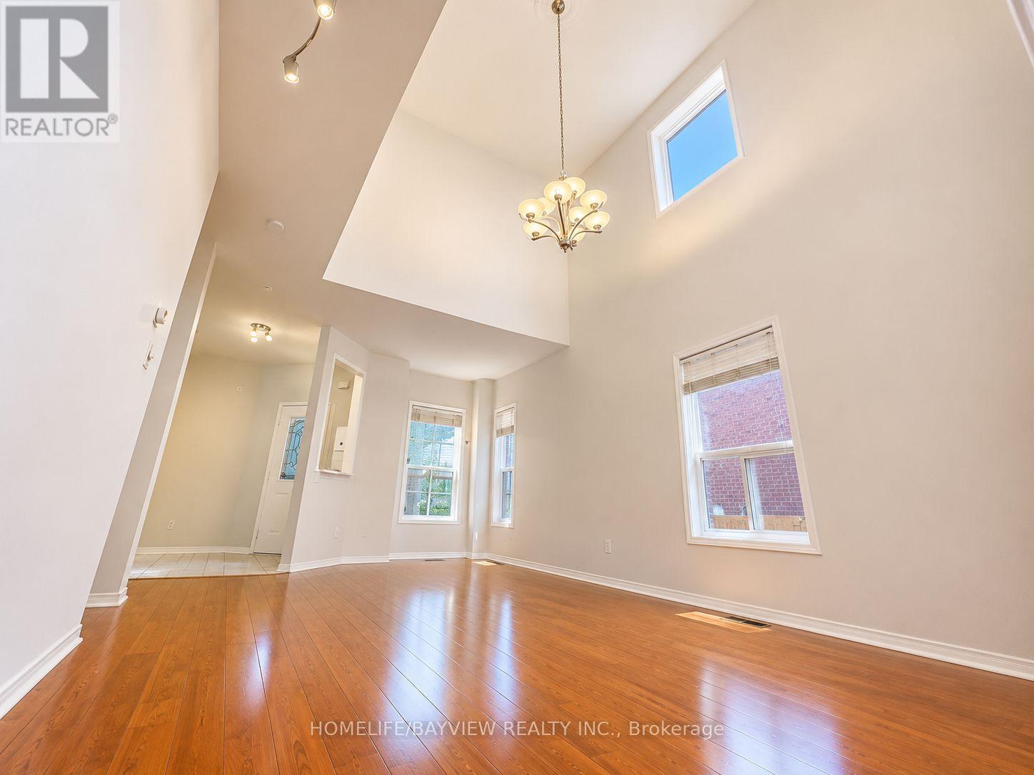 Main - 87 English Oak Drive, Richmond Hill, Ontario  L4E 3X4 - Photo 2 - N13588044