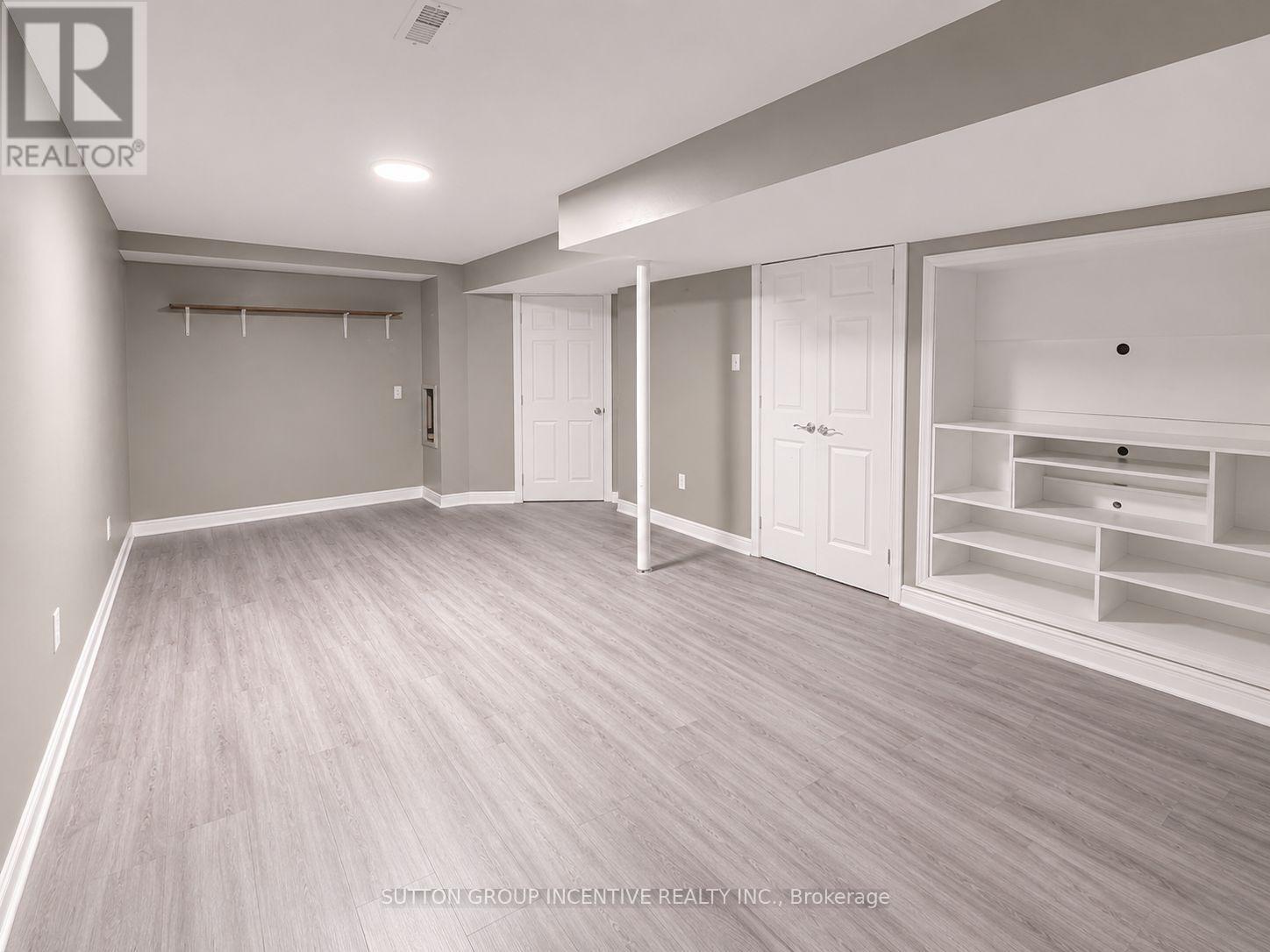 90 Moon Drive, Barrie, Ontario  L4N 7G9 - Photo 27 - S13588112