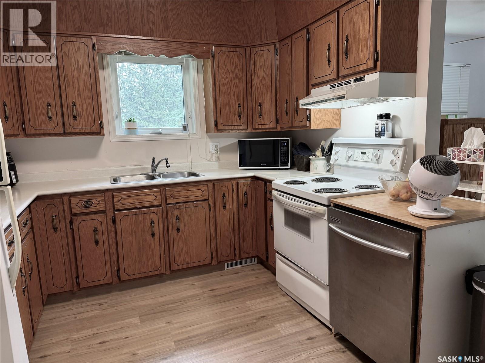 41 Campbell Place, Clavet, Saskatchewan  S0K 0Y0 - Photo 5 - SK043189