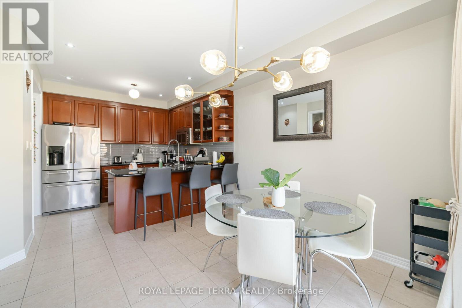 Upper - 30 Eatonville Street, Brampton, Ontario  L7A 0M7 - Photo 19 - W13588214