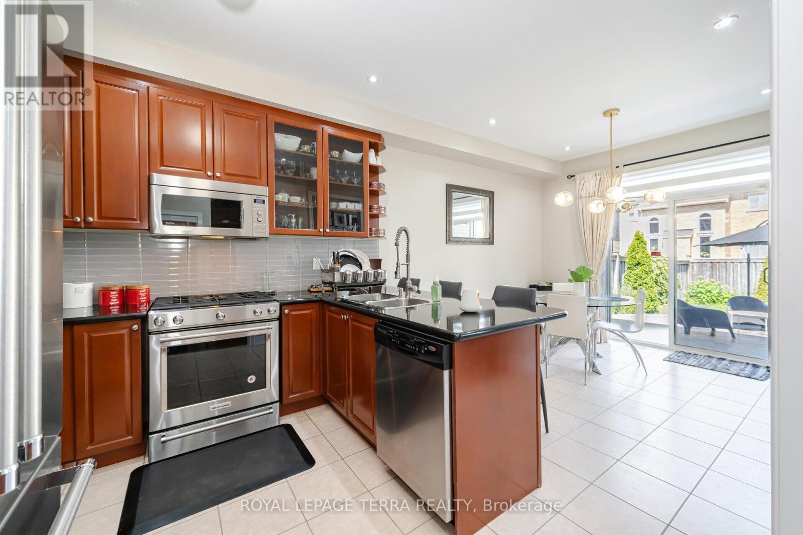 Upper - 30 Eatonville Street, Brampton, Ontario  L7A 0M7 - Photo 20 - W13588214