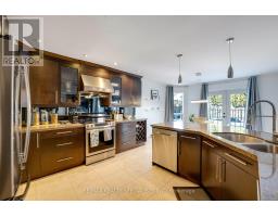 7 BANINGTON CRESCENT, Brampton, Ontario