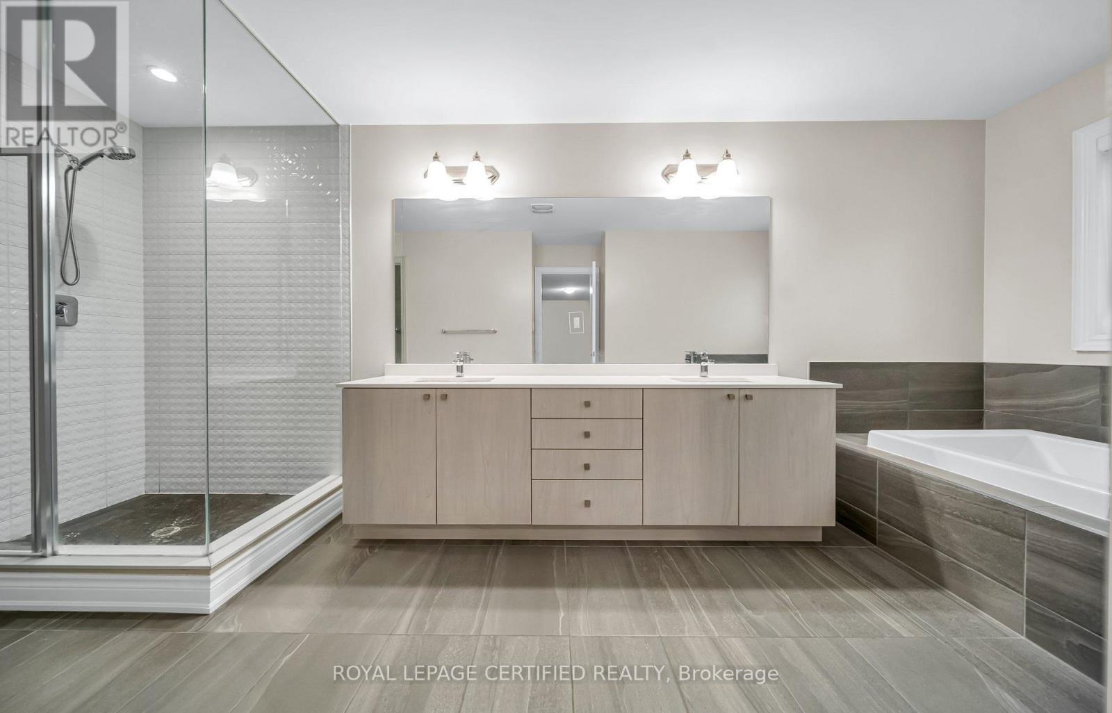 18 Vineyard Drive, Brampton, Ontario  L6Y 2A5 - Photo 24 - W13577776