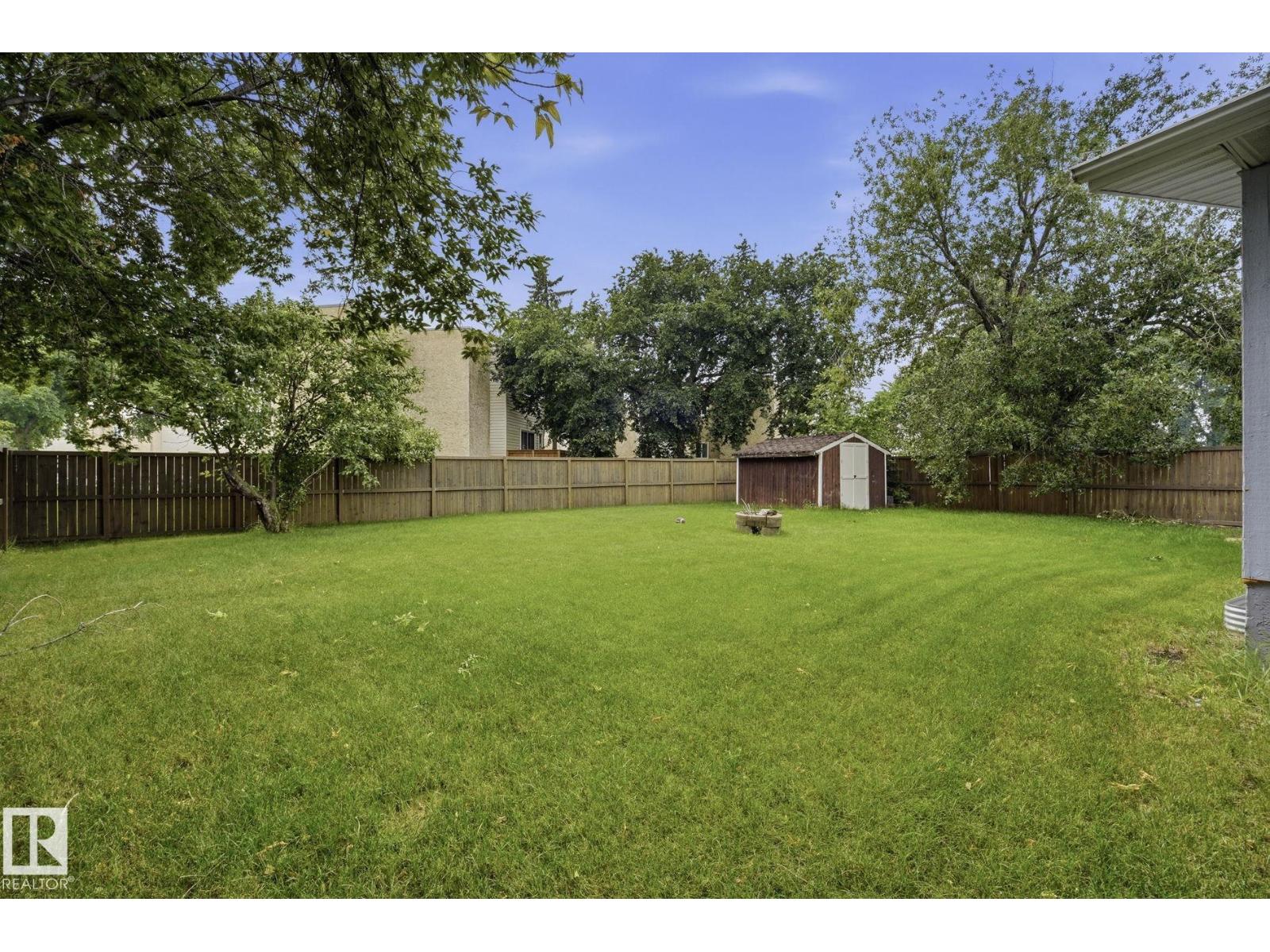 1315 Knottwood Rd E NW, Edmonton, Alberta  T6K 2K5 - Photo 34 - E4499932