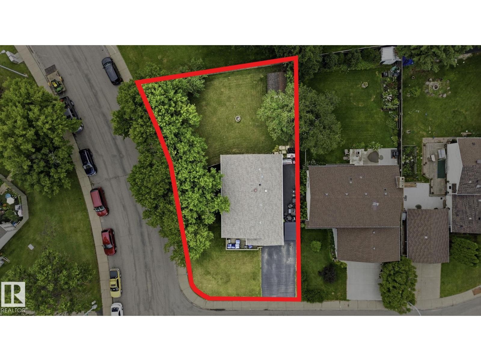 1315 Knottwood Rd E NW, Edmonton, Alberta  T6K 2K5 - Photo 35 - E4499932
