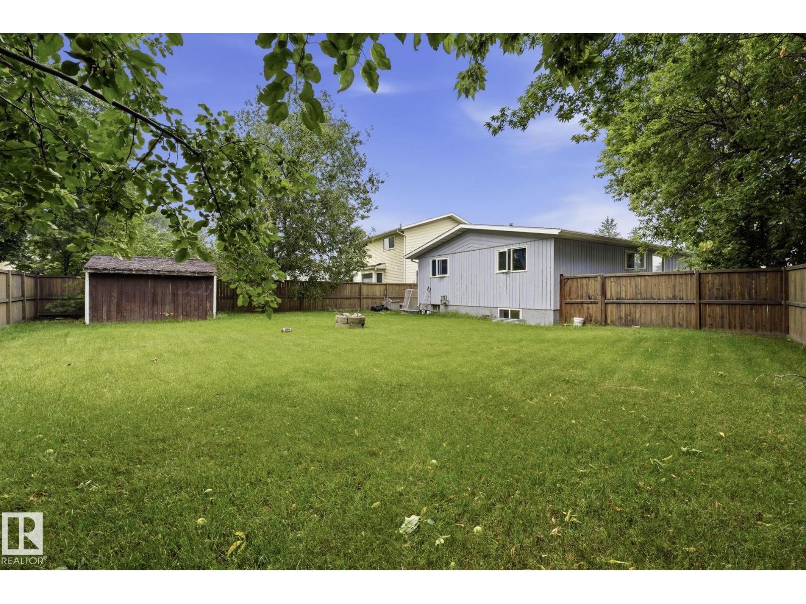 1315 Knottwood Rd E NW, Edmonton, Alberta  T6K 2K5 - Photo 33 - E4499932