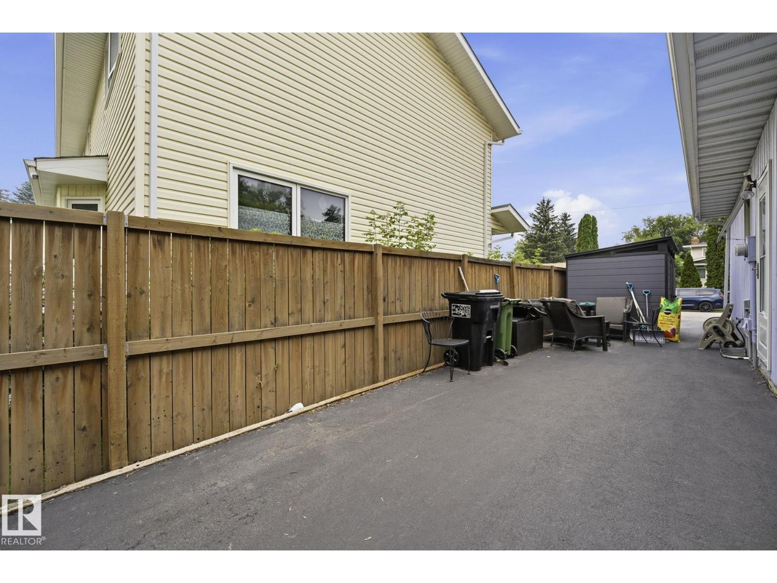 1315 Knottwood Rd E NW, Edmonton, Alberta  T6K 2K5 - Photo 28 - E4499932
