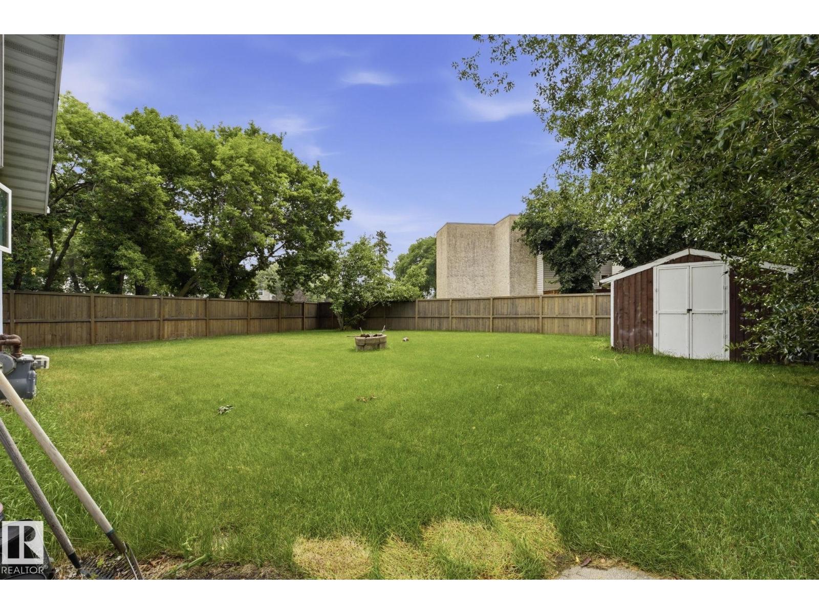 1315 Knottwood Rd E NW, Edmonton, Alberta  T6K 2K5 - Photo 30 - E4499932
