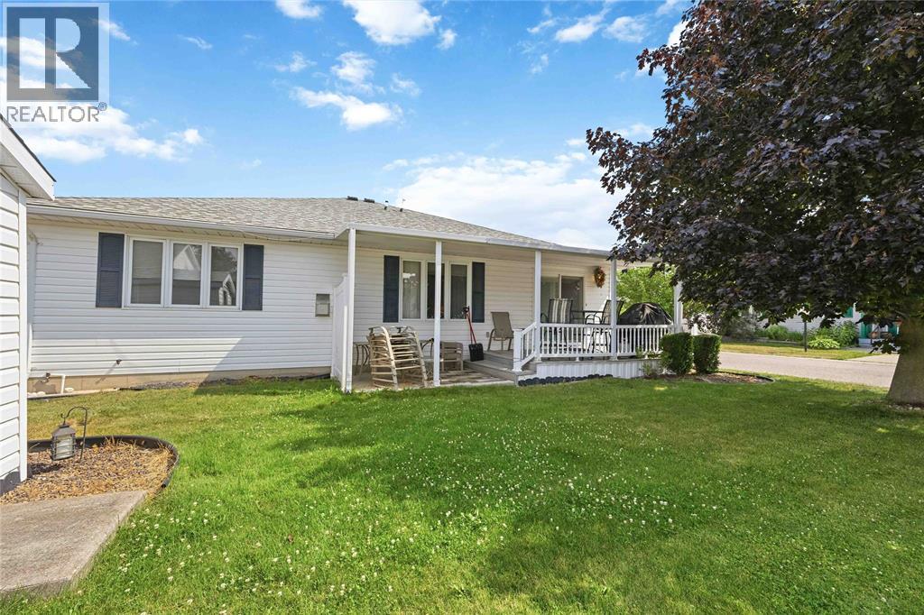 5700 Blackwell Sideroad Unit# 359, Sarnia, Ontario N7W 1B7 - Photo 27 - 26017553