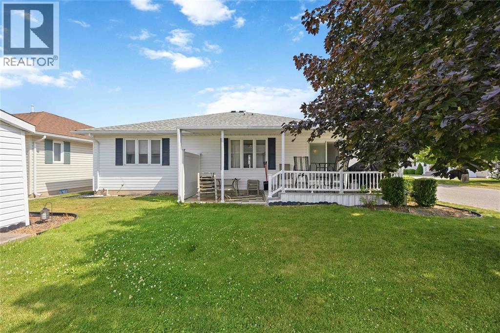 5700 Blackwell Sideroad Unit# 359, Sarnia, Ontario N7W 1B7 - Photo 28 - 26017553