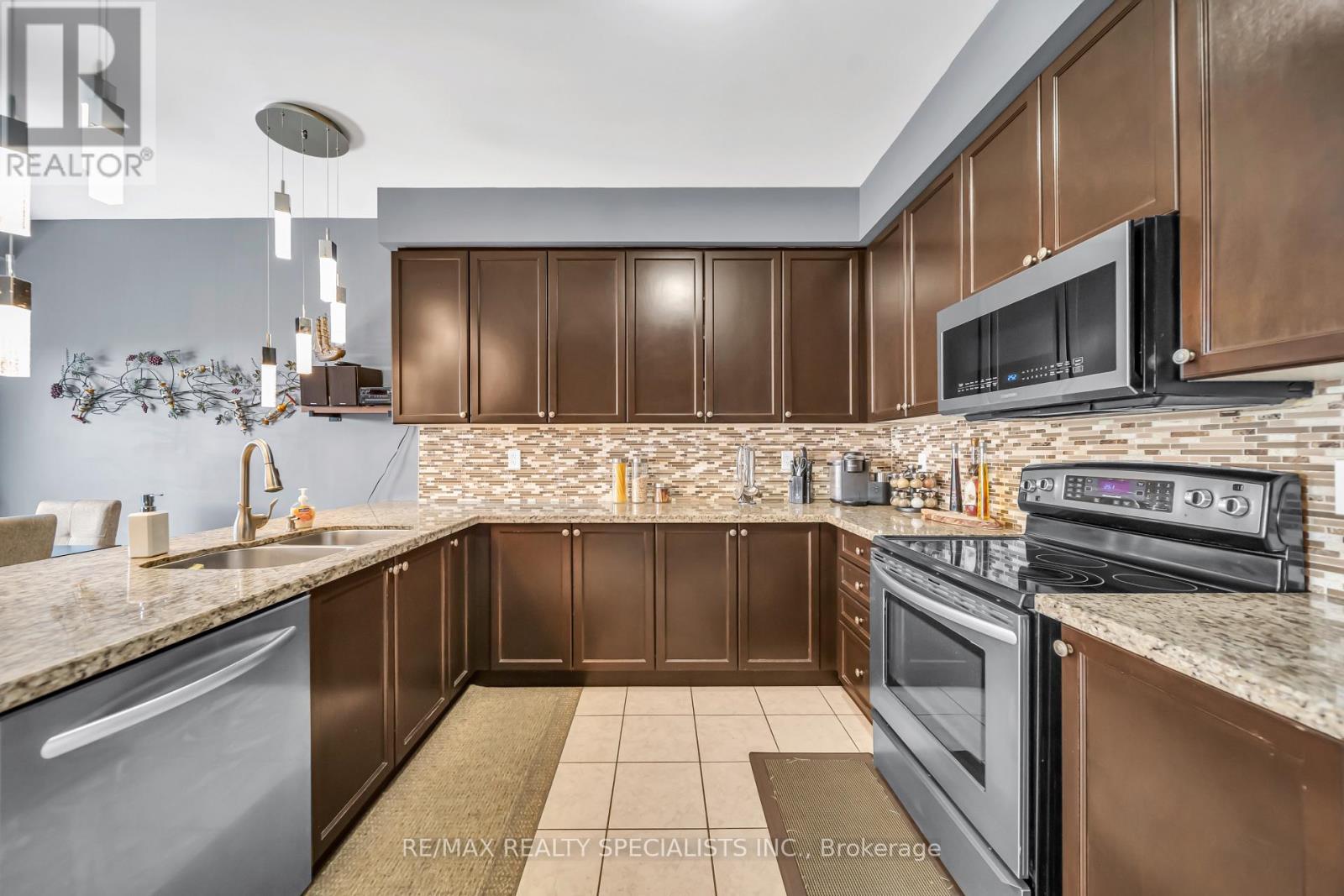 1328 Rolph Terrace, Milton, Ontario  L9T 7C8 - Photo 10 - W13568324