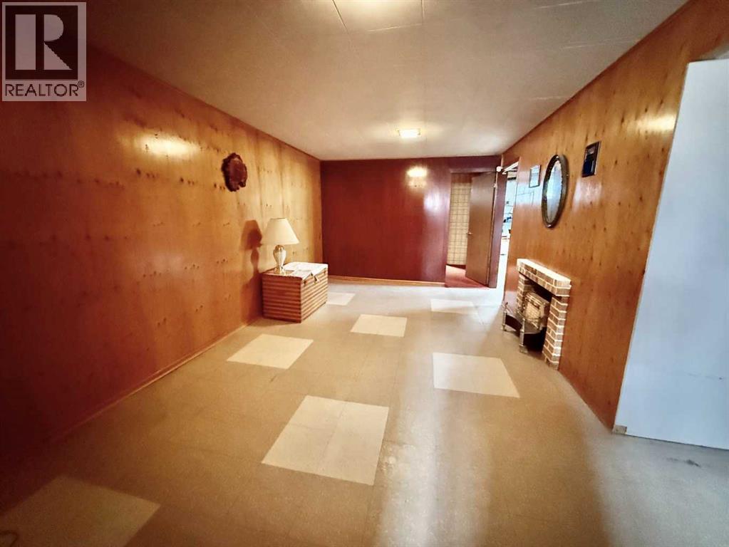 114 Bliss Avenue, Hinton, Alberta  T7V 1C2 - Photo 13 - A2317889