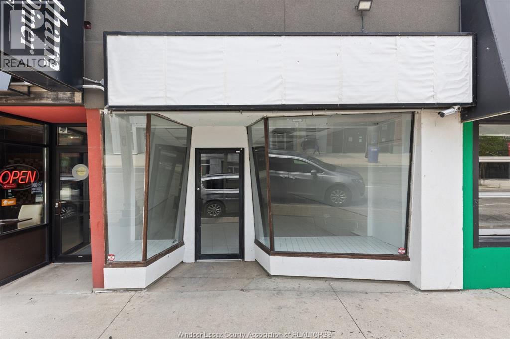 MLS# 26017572: 37 CHATHAM STREET East, Windsor, Canada