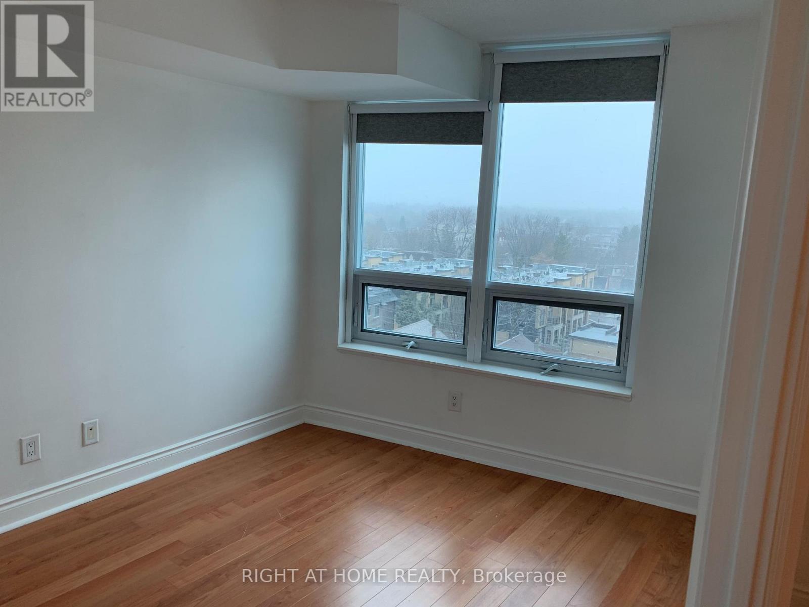 815 - 25 Greenview Avenue, Toronto, Ontario  M2M 0A5 - Photo 5 - C13588388