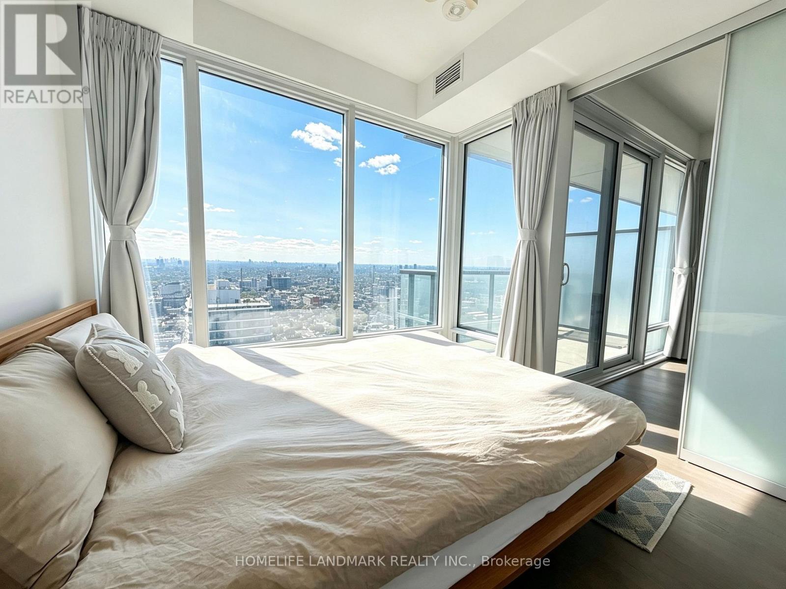 3111 - 488 University Avenue, Toronto, Ontario  M5G 0C1 - Photo 10 - C13588394