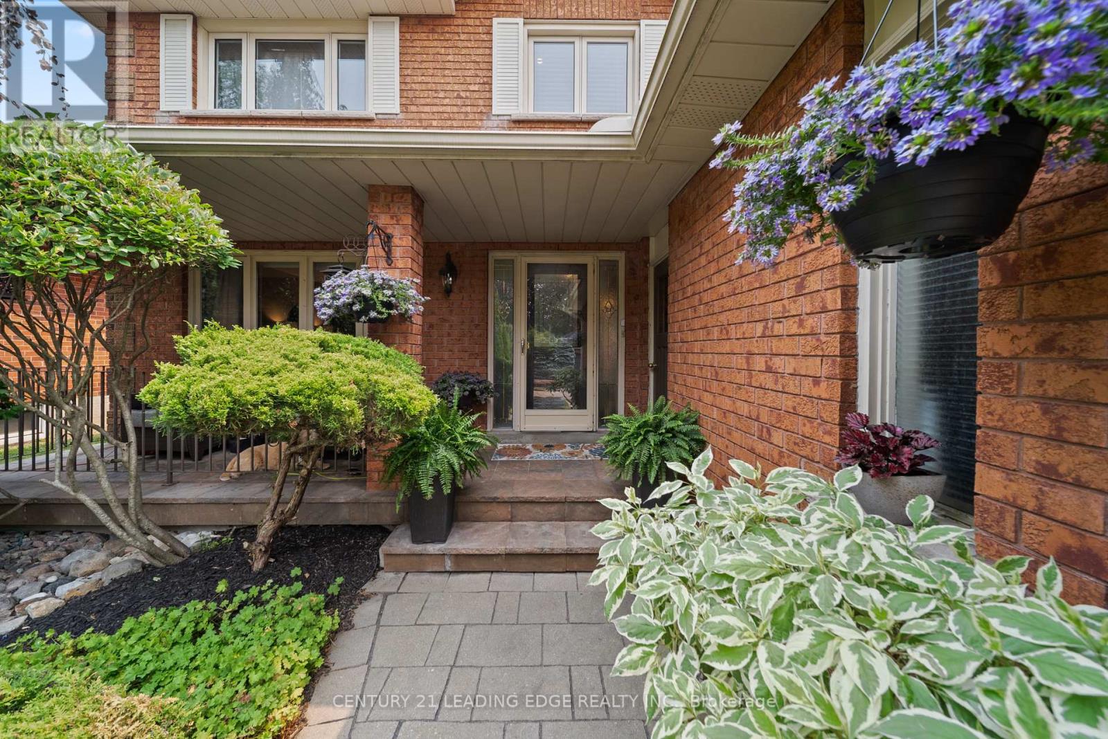135 Aspen Crescent, Whitchurch-Stouffville, Ontario  L4A 5C8 - Photo 4 - N13588278