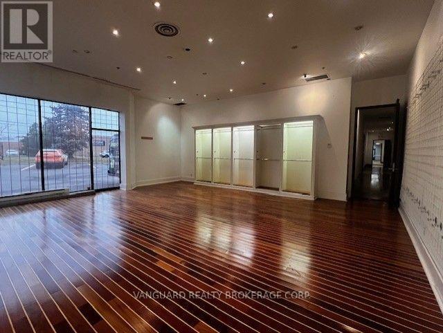 81 St Regis Crescent S, Toronto, Ontario M3J 1Y6 - Photo 9 - W12881666