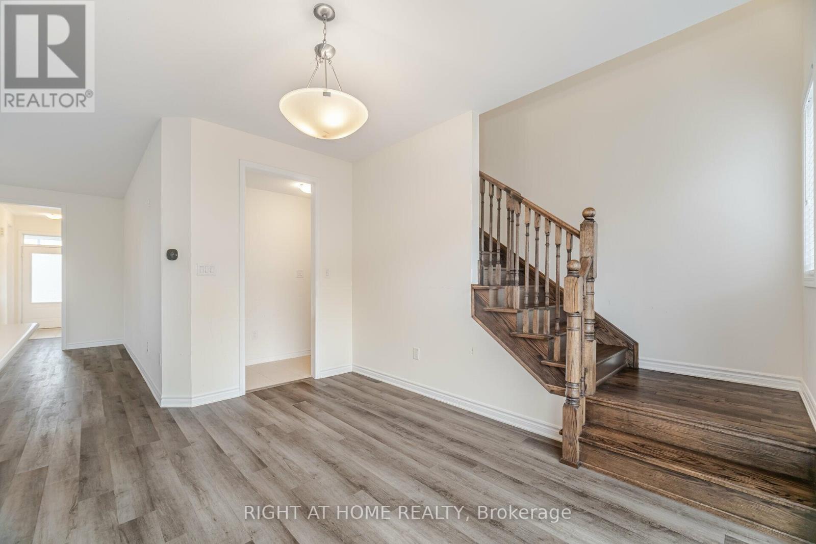 908 Sumac Gardens, Milton, Ontario  L9T 2X5 - Photo 18 - W13588310