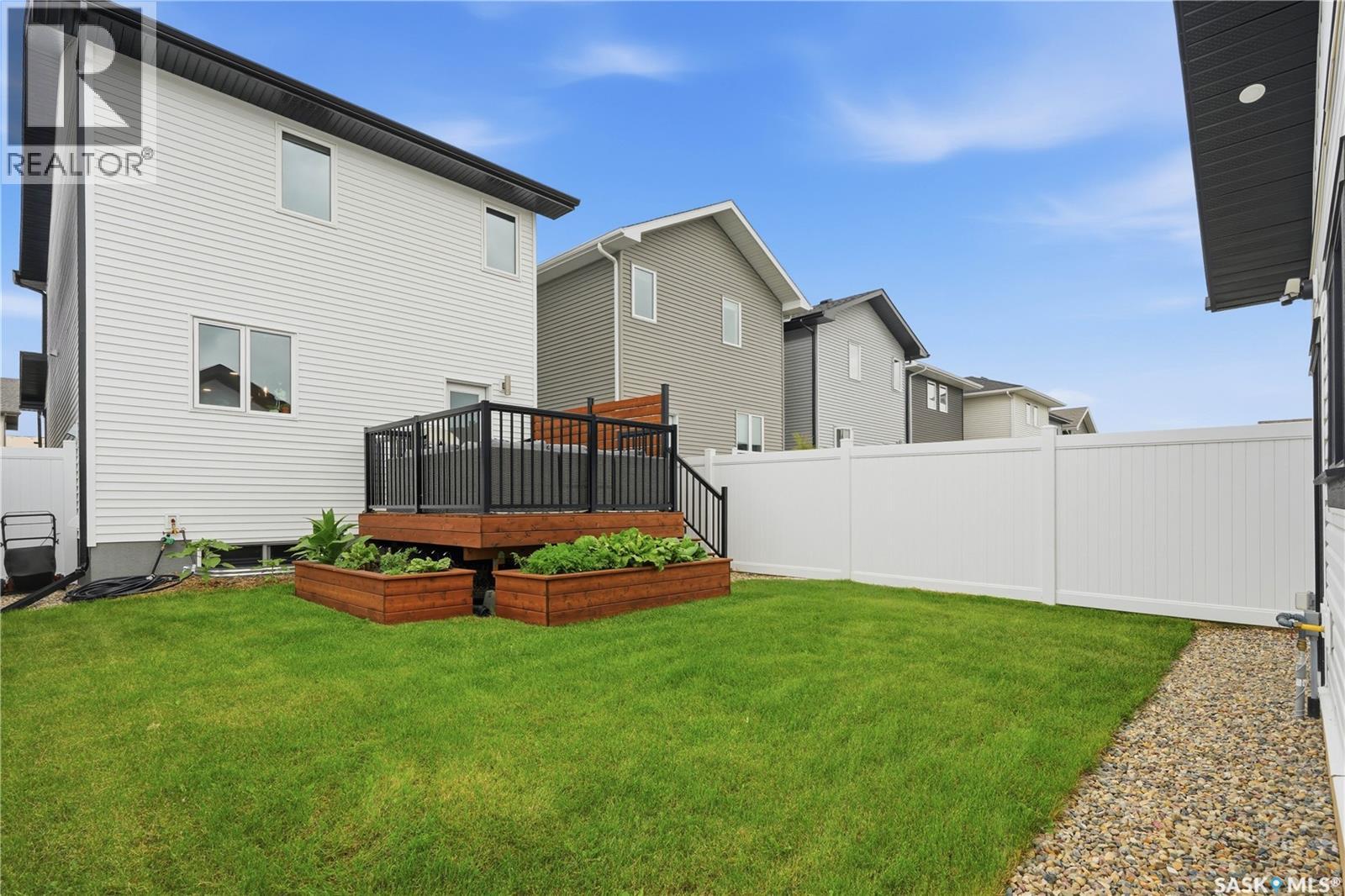 1054 Brighton Gate, Saskatoon, Saskatchewan  S7V 1S6 - Photo 43 - SK042905