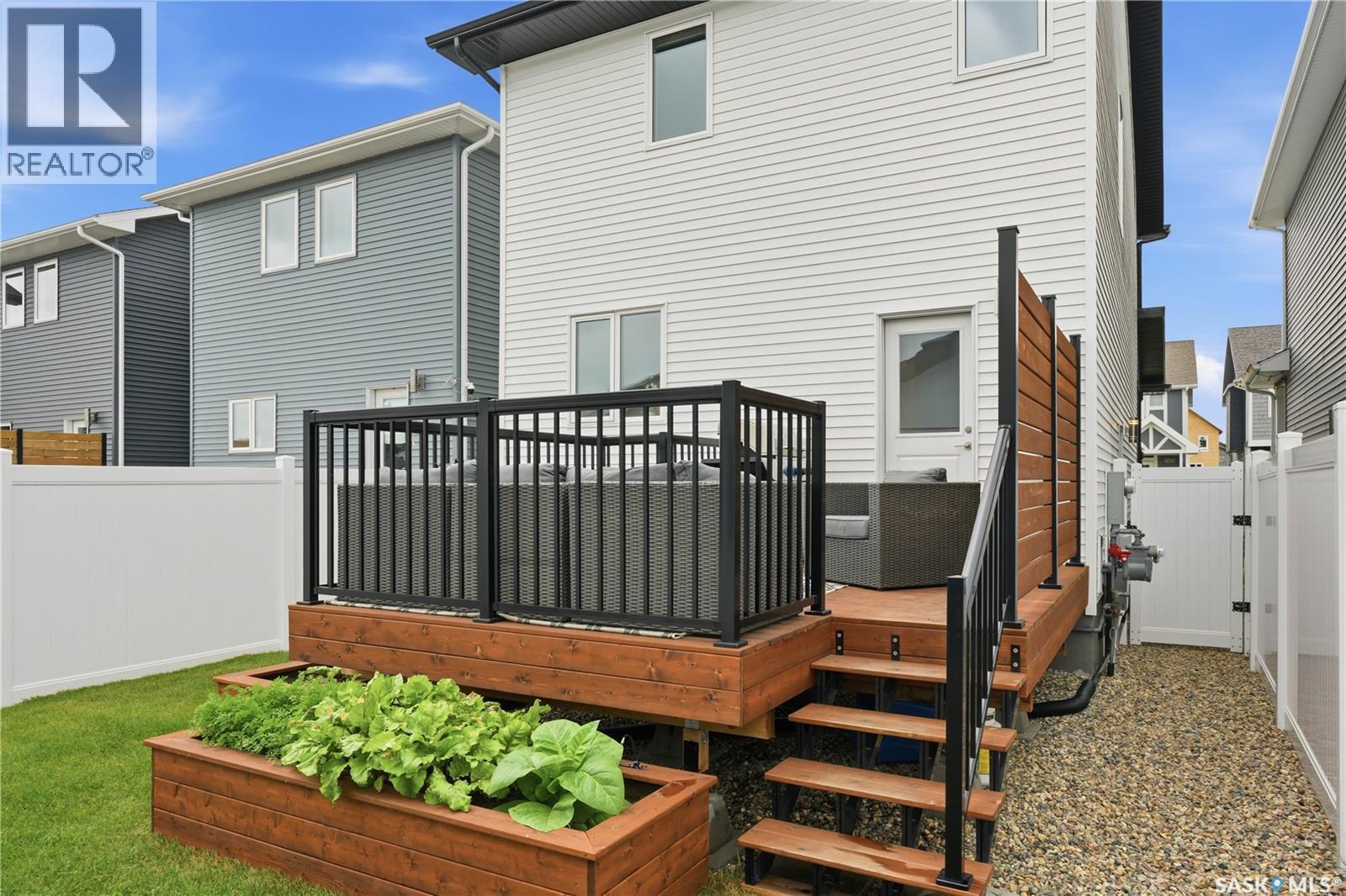 1054 Brighton Gate, Saskatoon, Saskatchewan  S7V 1S6 - Photo 45 - SK042905
