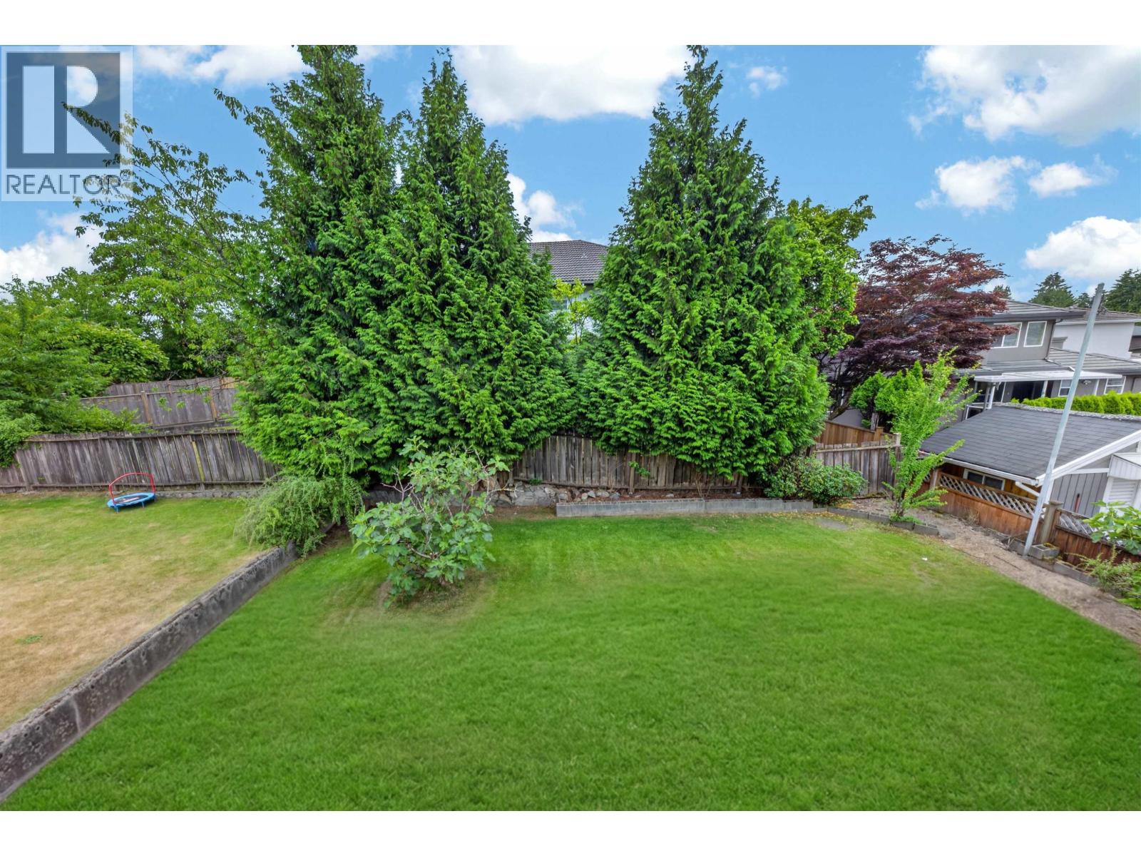 7164 Kitchener Street, Burnaby, British Columbia  V5A 1L3 - Photo 3 - R3147856