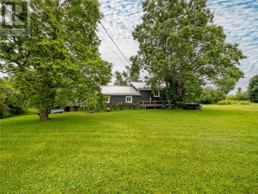 12 Michael's Bay Road, Manitowaning, Ontario  P0P 1N0 - Photo 5 - 2129308