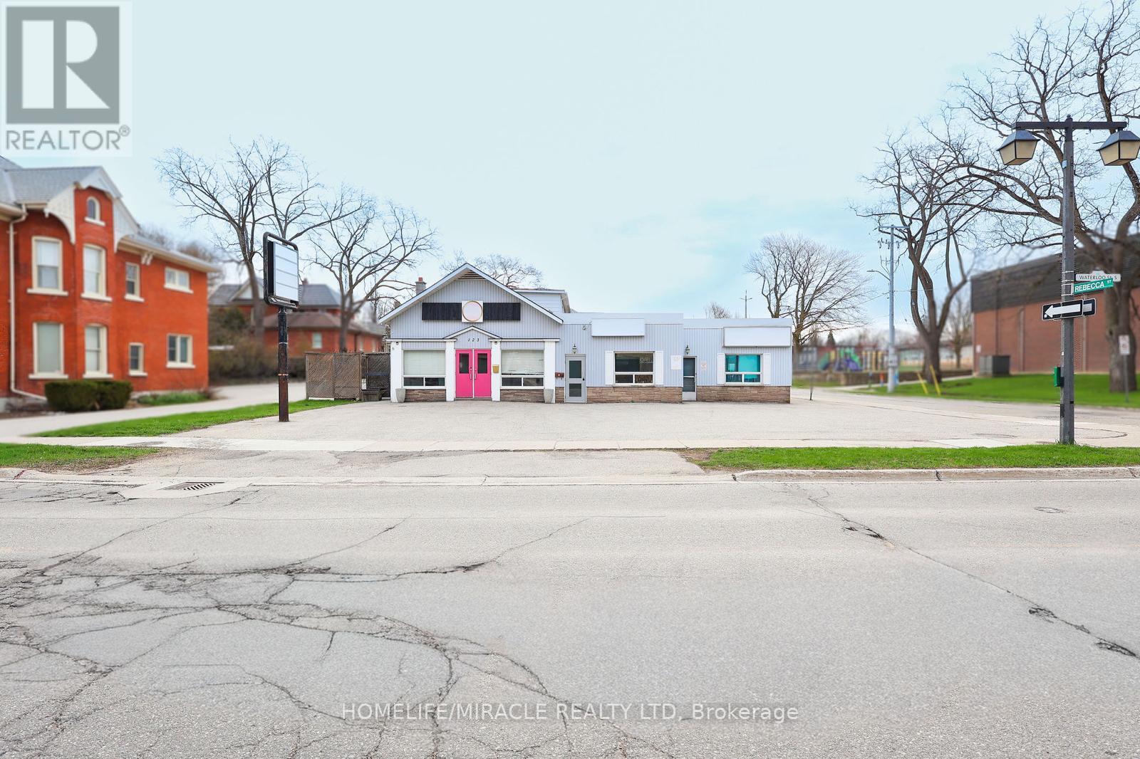 3 - 123 WATERLOO STREET S, Stratford, Ontario