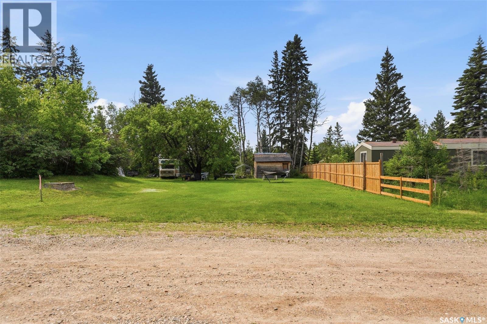 17 Lot 2a 2nd Crescent N, Candle Lake, Saskatchewan S0J 3E0 - Photo 2 - SK042737