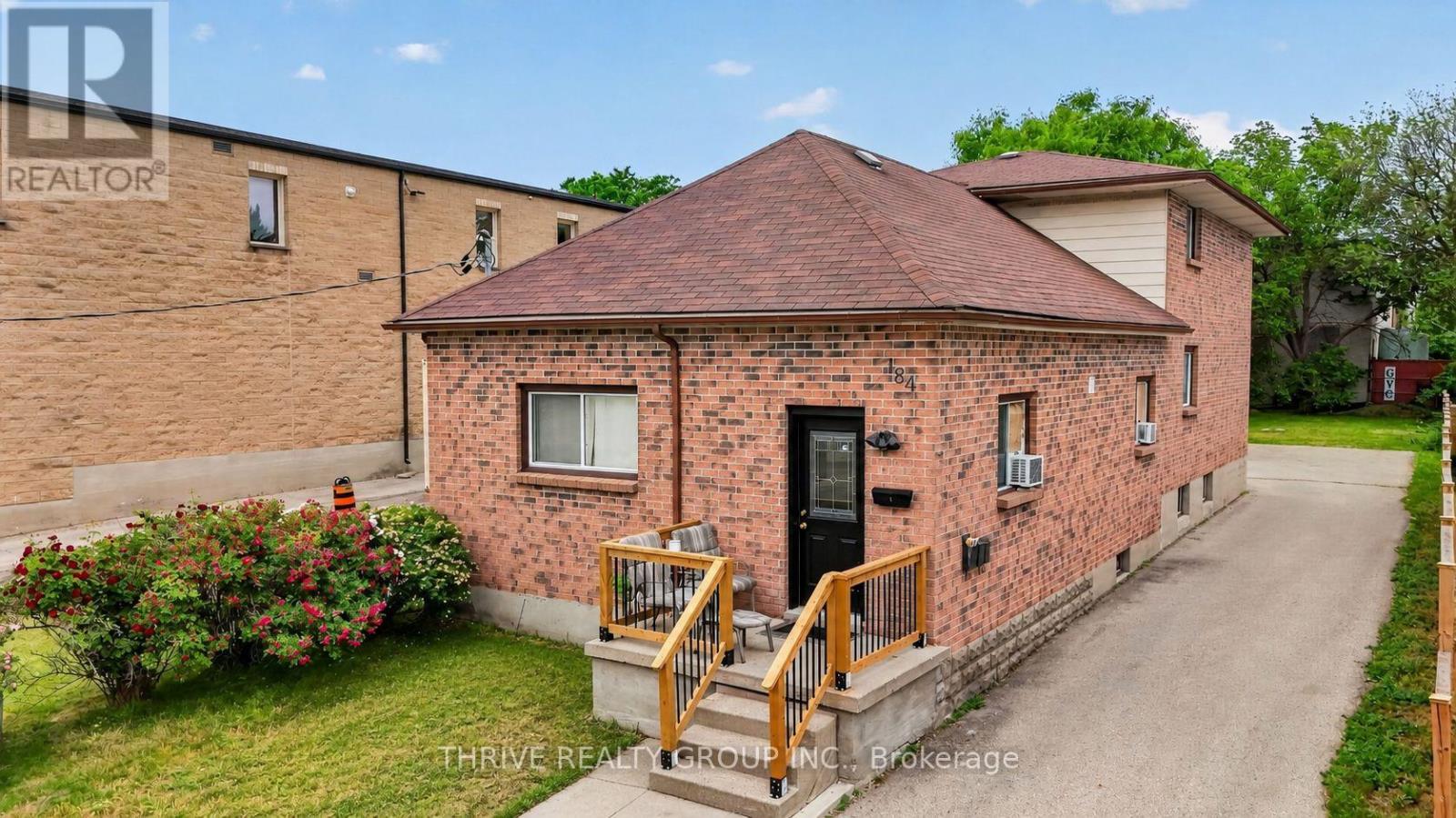 3 - 184 SIMCOE STREET, London East, Ontario