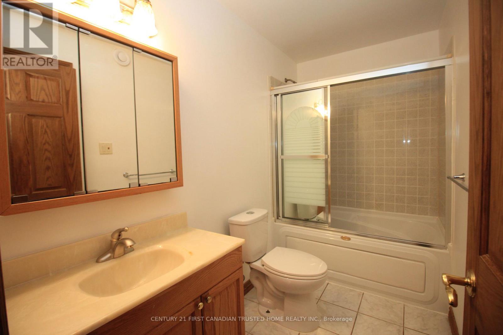 176 Oldham Street, London South, Ontario N5E 5E2 - Photo 12 - X13588698