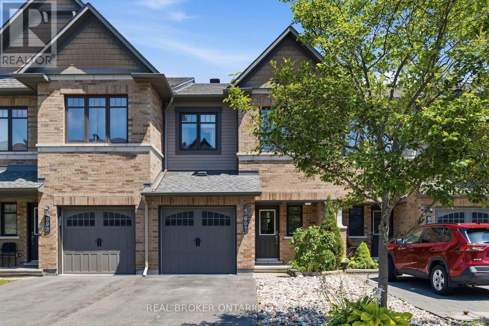 607 Petrichor Crescent, Ottawa, Ontario K4A 0Y4 - Photo 2 - X13588412