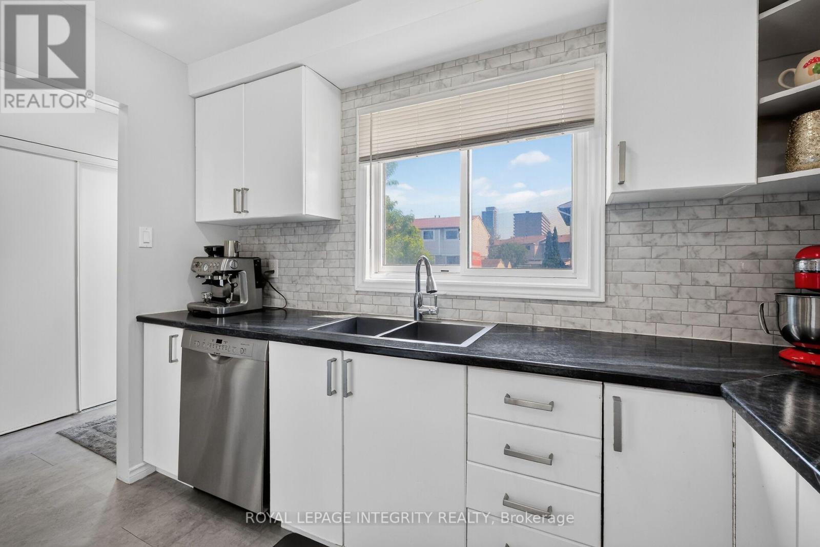 4356 Stella Crescent, Ottawa, Ontario  K1J 8T7 - Photo 15 - X13588446