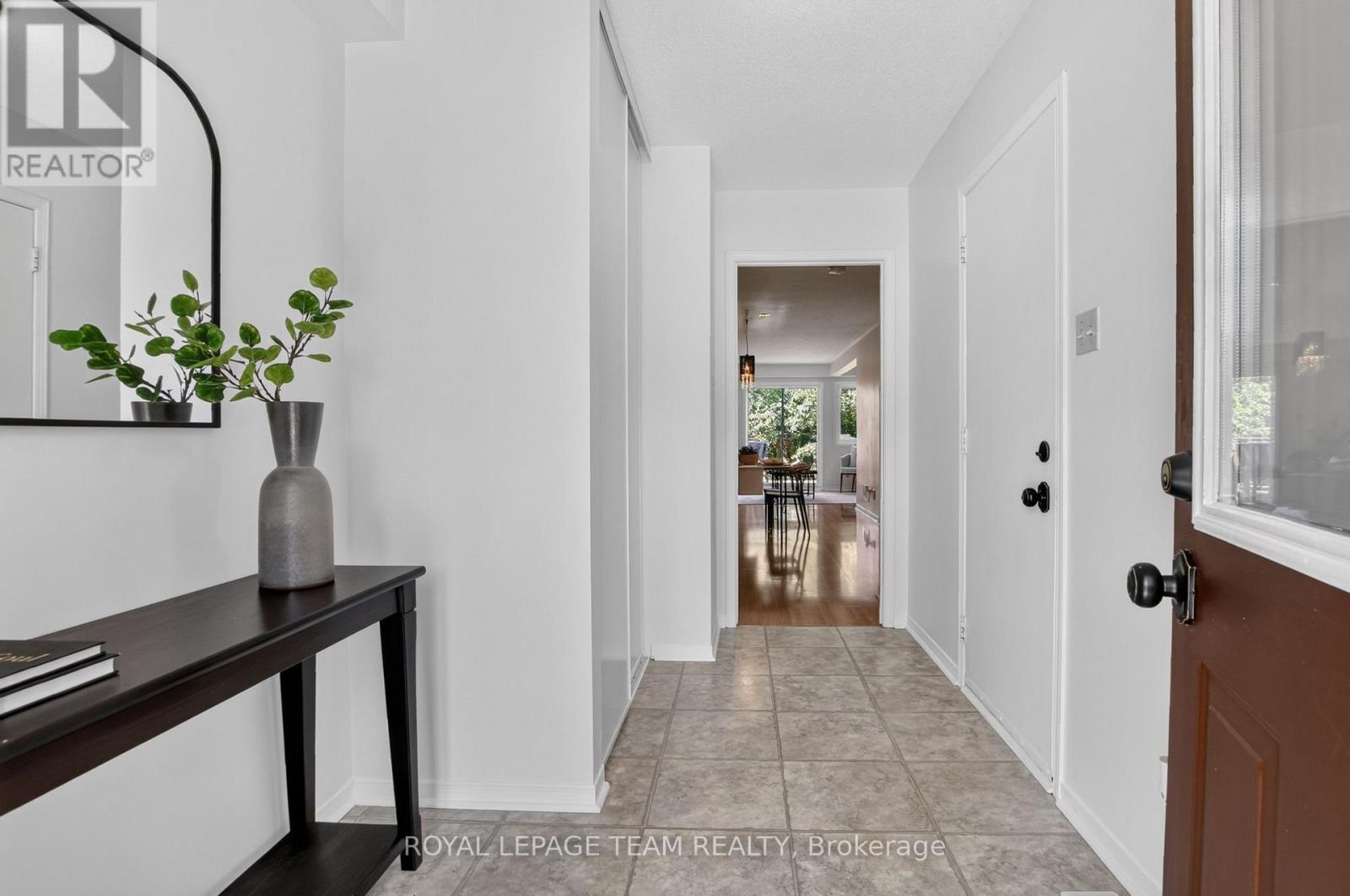 65 Woodpark Way, Ottawa, Ontario  K2J 4C6 - Photo 4 - X13588572