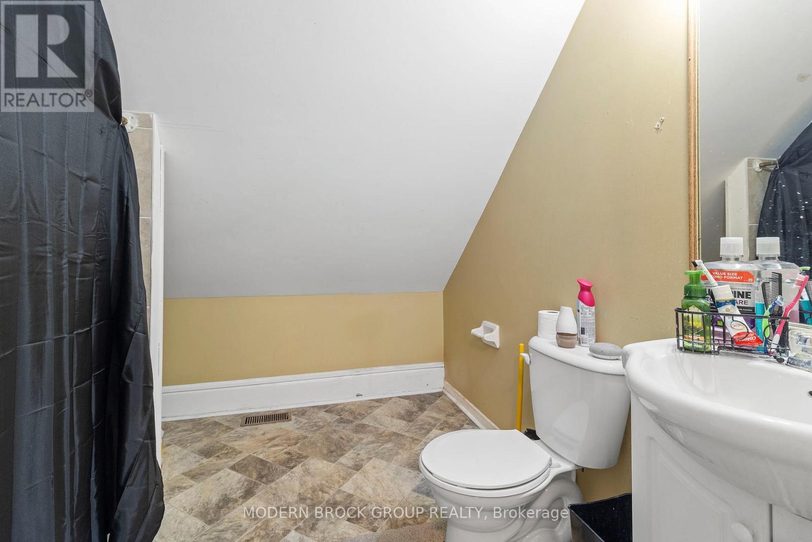 35 Perth Street, Brockville, Ontario K6V 5C3 - Photo 19 - X13588522