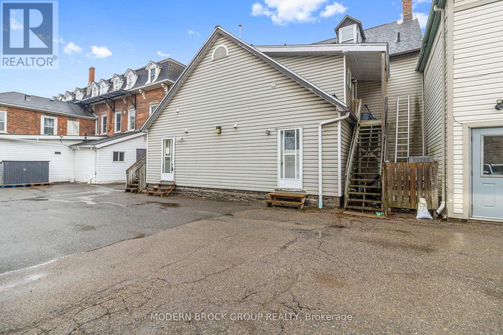 35 Perth Street, Brockville, Ontario K6V 5C3 - Photo 21 - X13588522