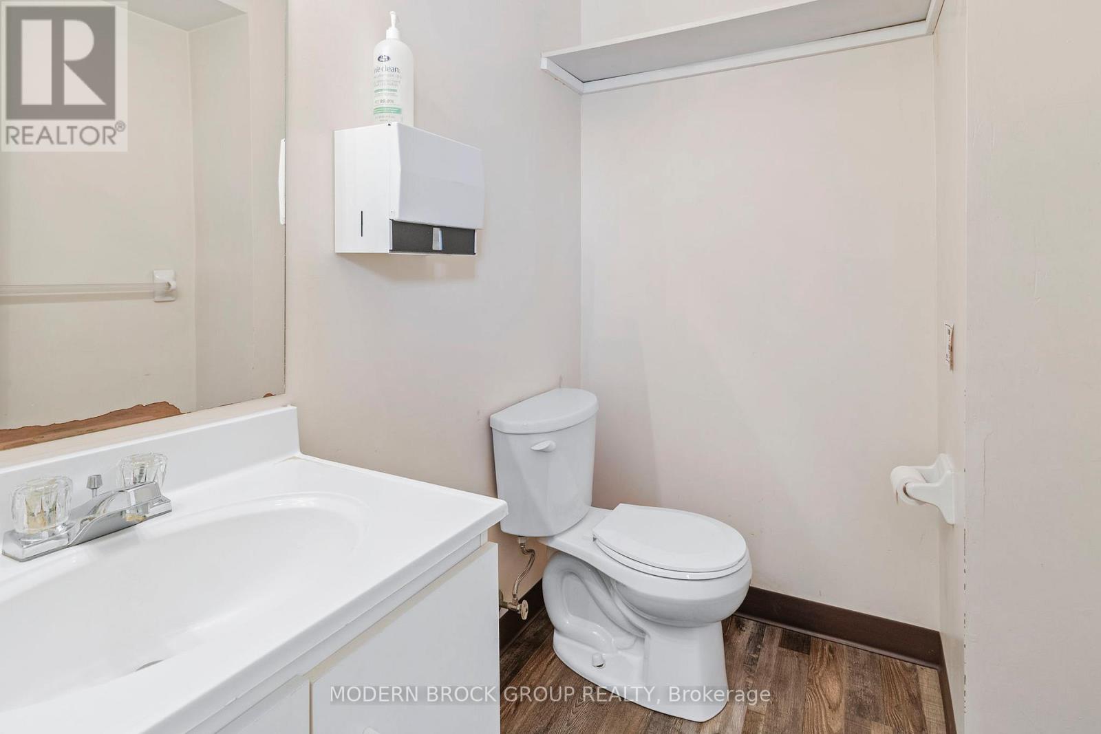 33 Perth Street, Brockville, Ontario K6V 5C3 - Photo 15 - X13588524