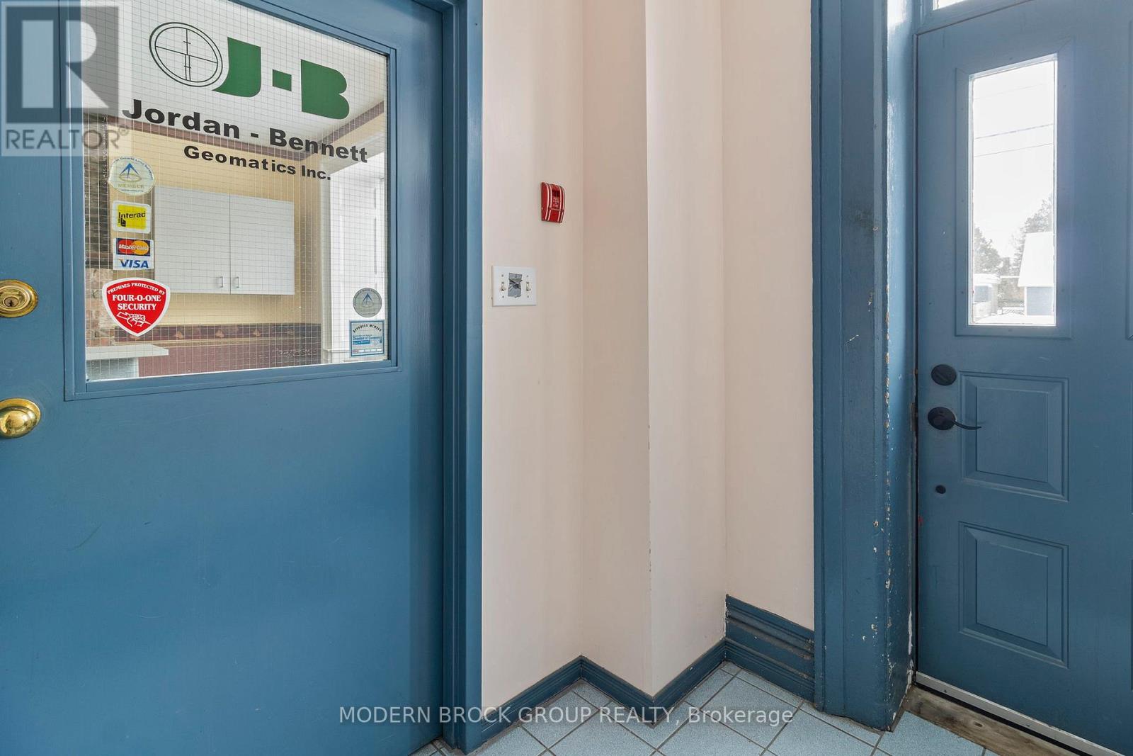 33 Perth Street, Brockville, Ontario K6V 5C3 - Photo 5 - X13588524