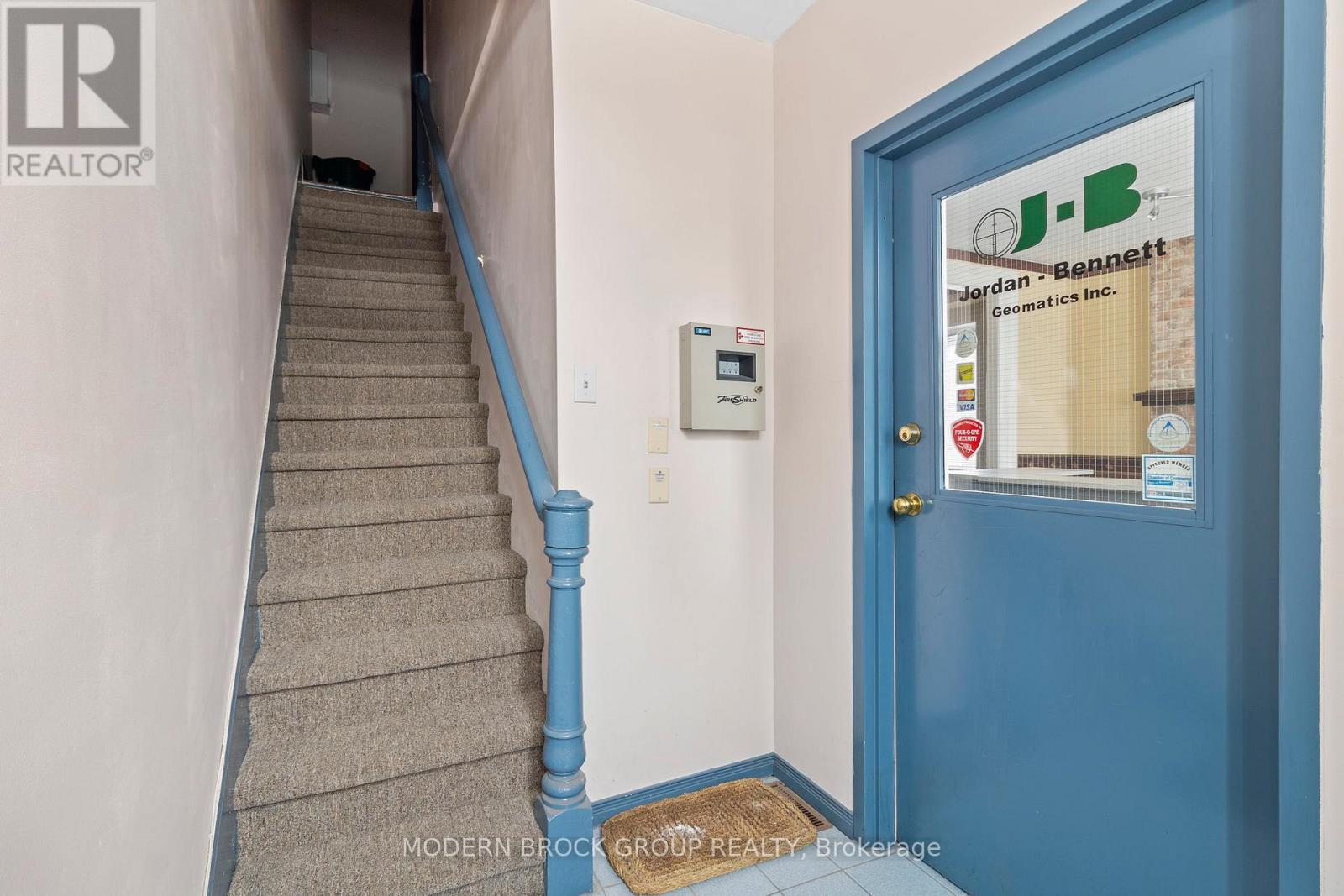 33 Perth Street, Brockville, Ontario K6V 5C3 - Photo 6 - X13588524