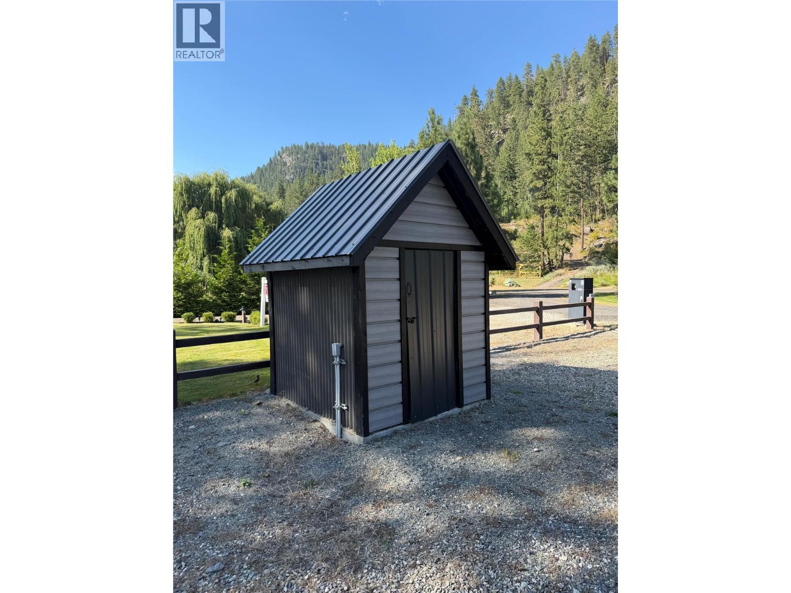 260 Laguna Crescent, Twin Bays, British Columbia  V0B 1A1 - Photo 11 - 10395056