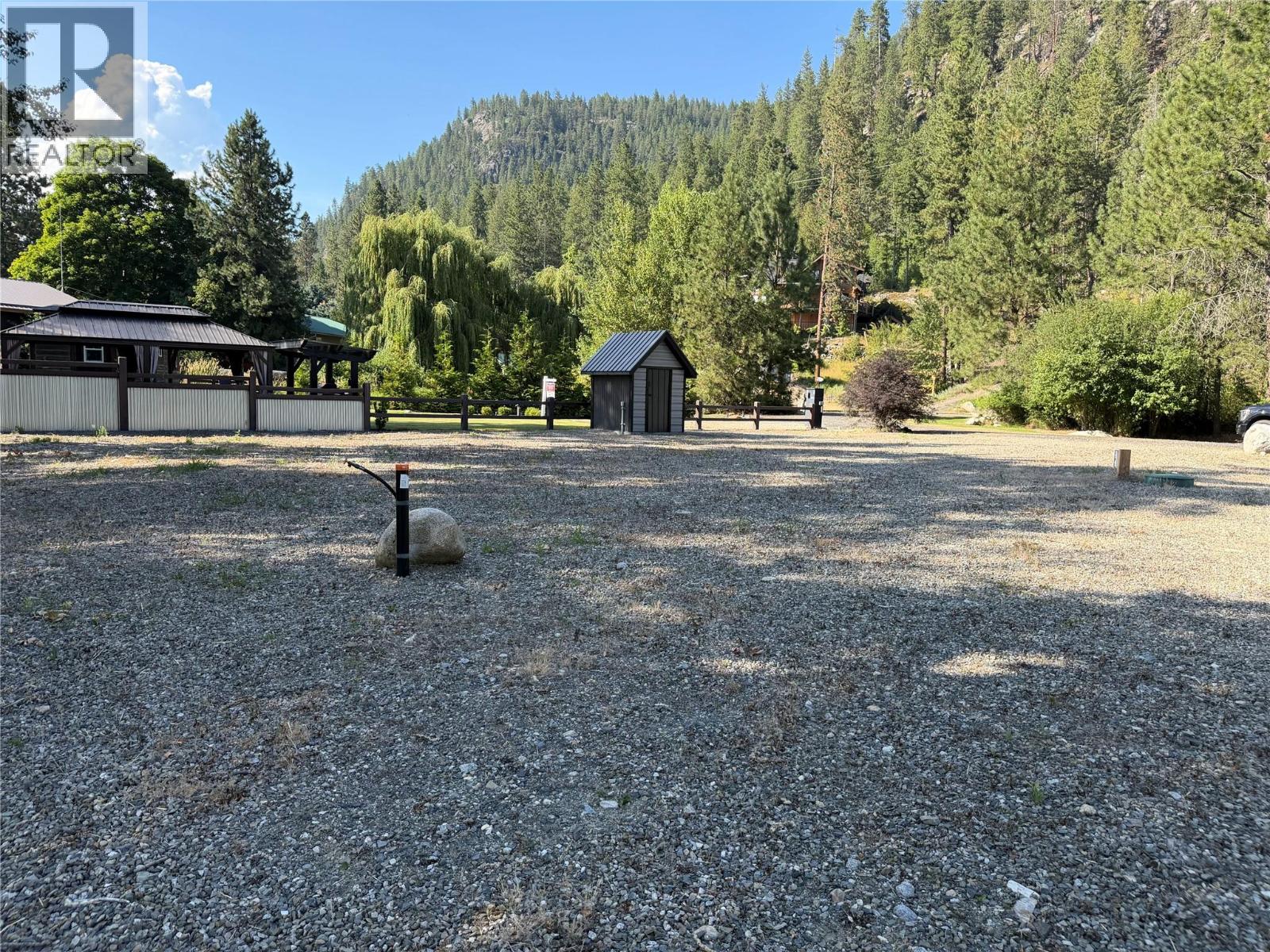 260 Laguna Crescent, Twin Bays, British Columbia  V0B 1A1 - Photo 8 - 10395056