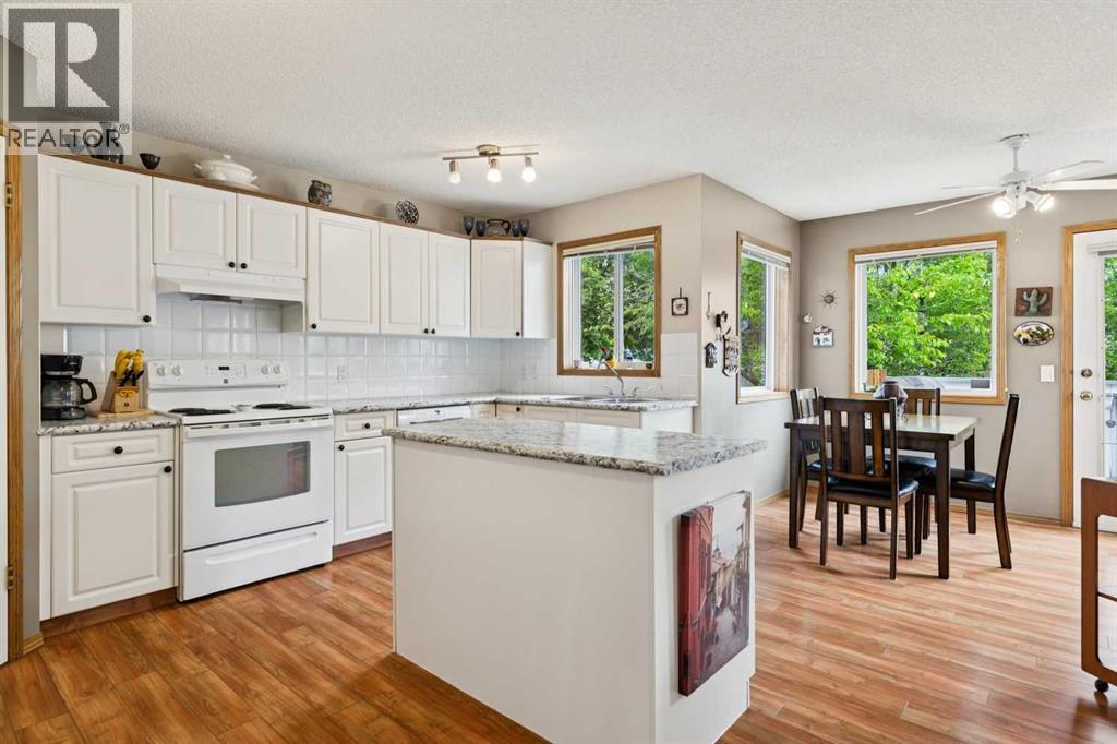 859 Somerset Drive Sw, Calgary, Alberta  T2Y 3P5 - Photo 11 - A2320301