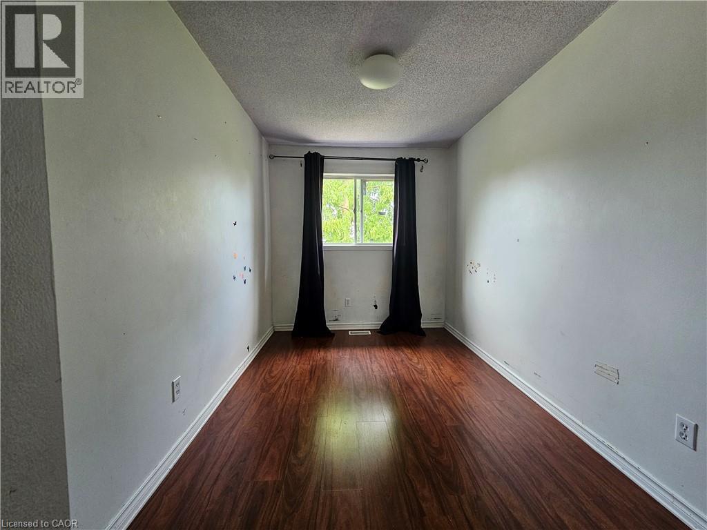 589 Beechwood Drive Unit# 36, Waterloo, Ontario  N2T 2K9 - Photo 12 - 40847313