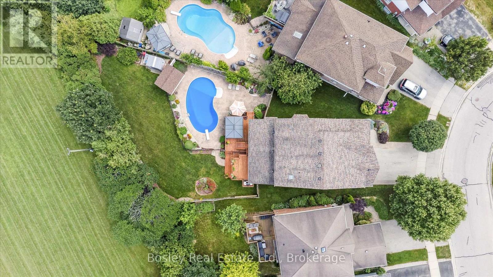 37 MUNROE CRESCENT, Guelph, Ontario