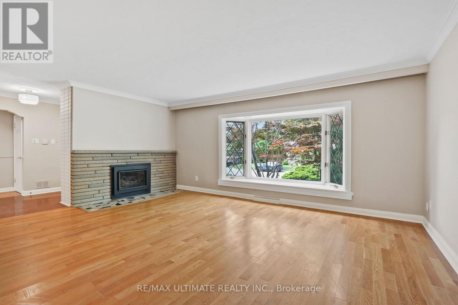 121 Elvaston Drive, Toronto, Ontario  M4A 1N8 - Photo 3 - C13588490